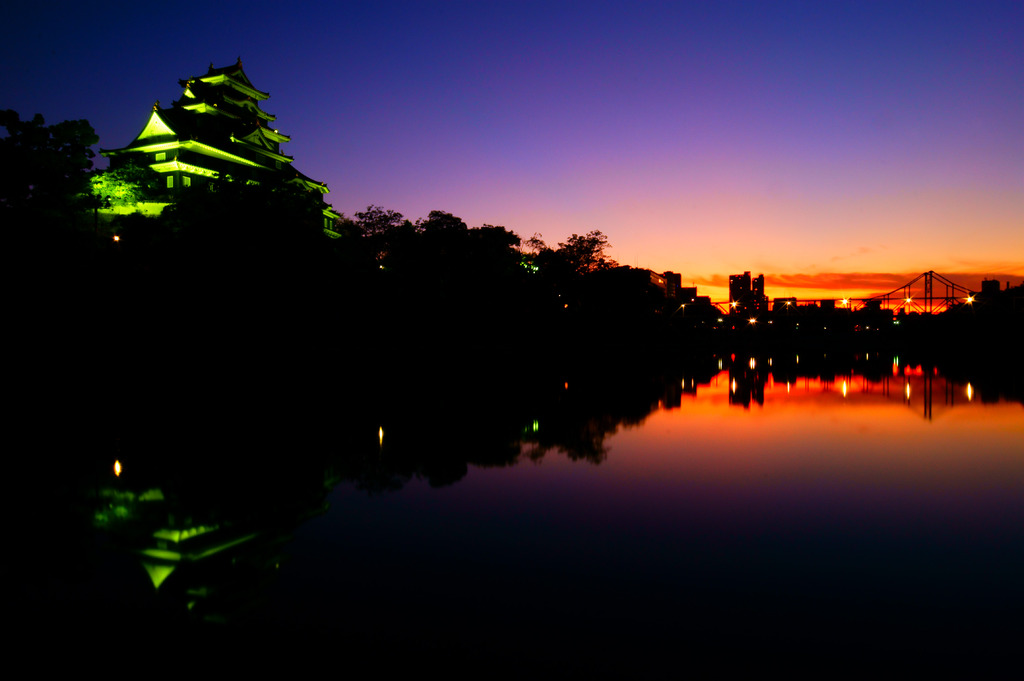 岡山城の夕暮れ