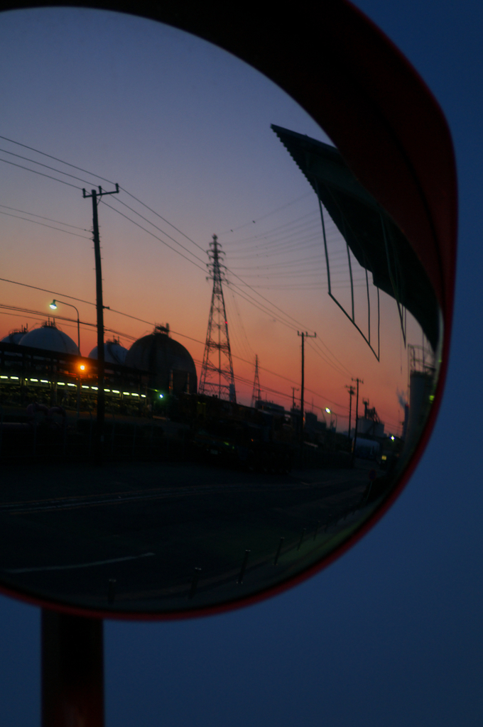 京浜工業地帯#11 鏡の中の鉄塔