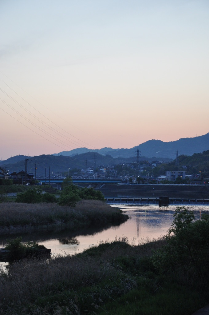 鏡川