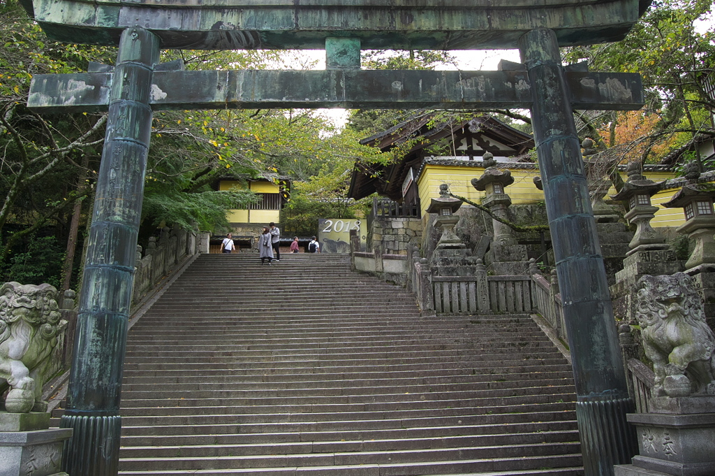 金比羅山 銅鳥居