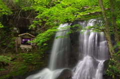 上段滝の不動明王