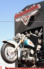 HARLEY DAVIDSON Cafe