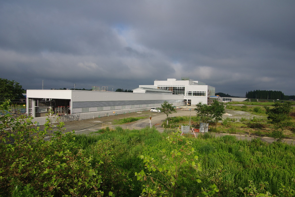 建設中　新幹線駅