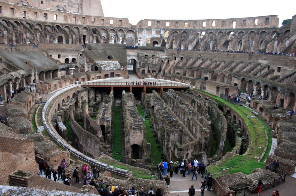 Colloseo_In_04