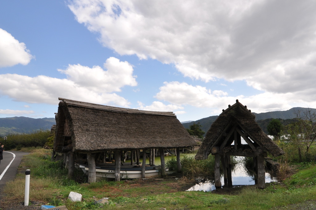 三方湖の舟小屋