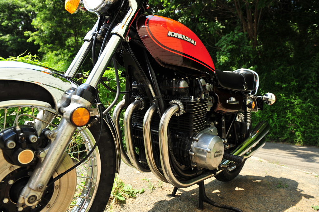 kawasaki  750RS