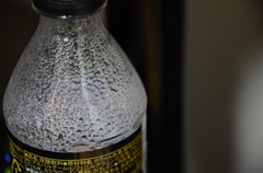 水