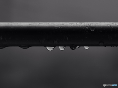 雨粒…