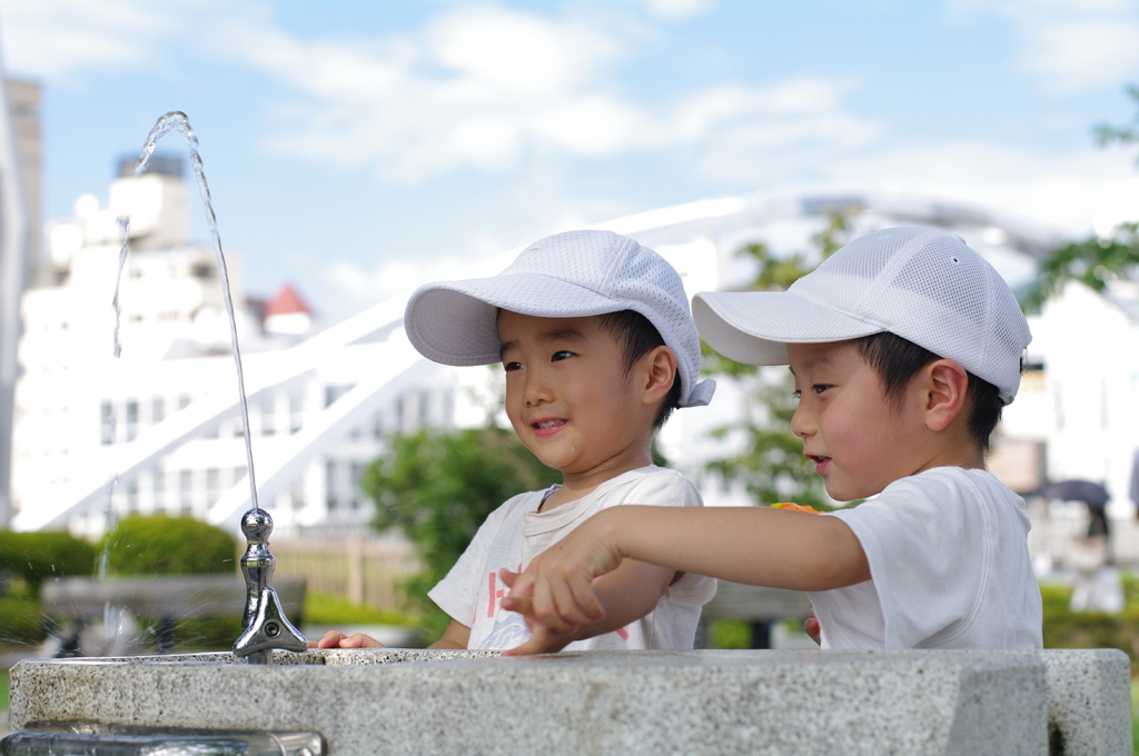 水飲み場にて