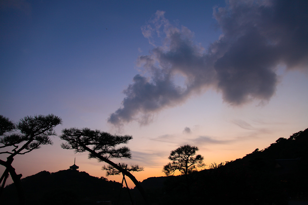 三渓園　夕日