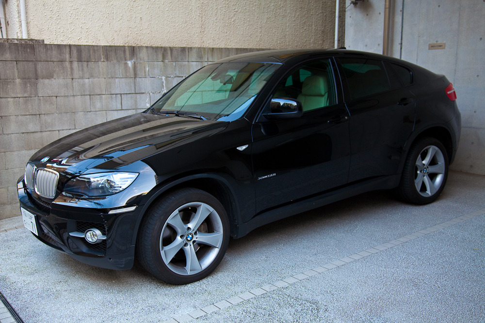 BMW X6 50i