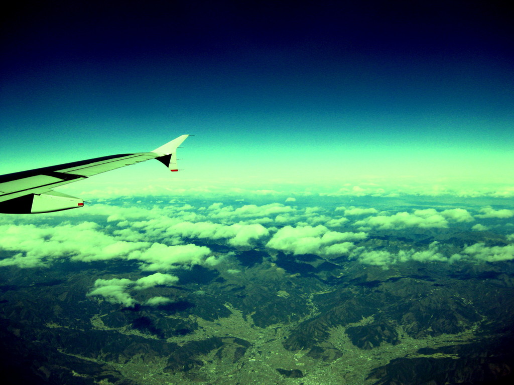 拝啓、空の上から