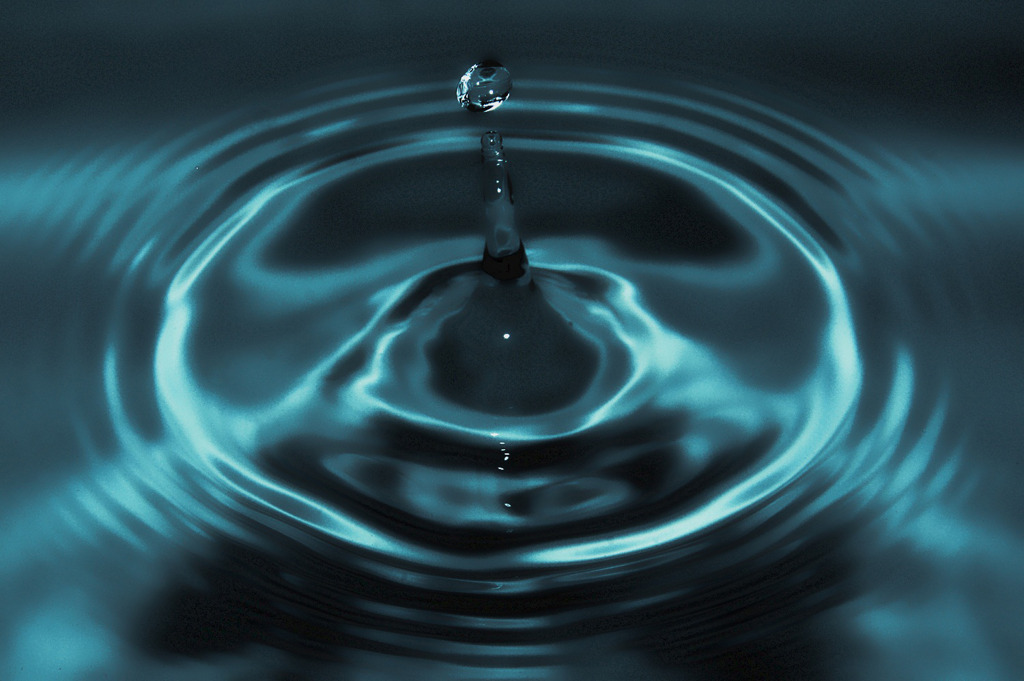 Water drop 03