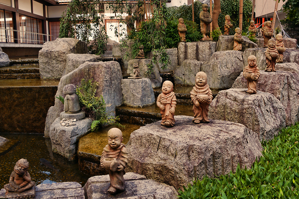 にこにこ＠六角堂　十六羅漢