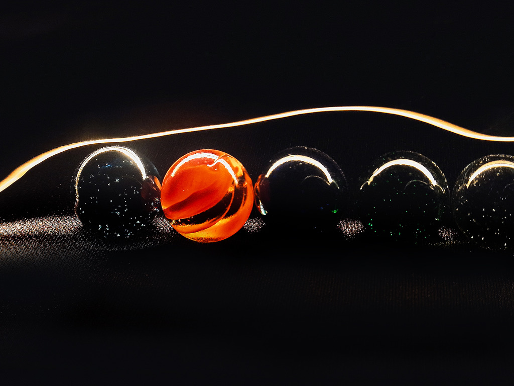 Marbles 04/light painting