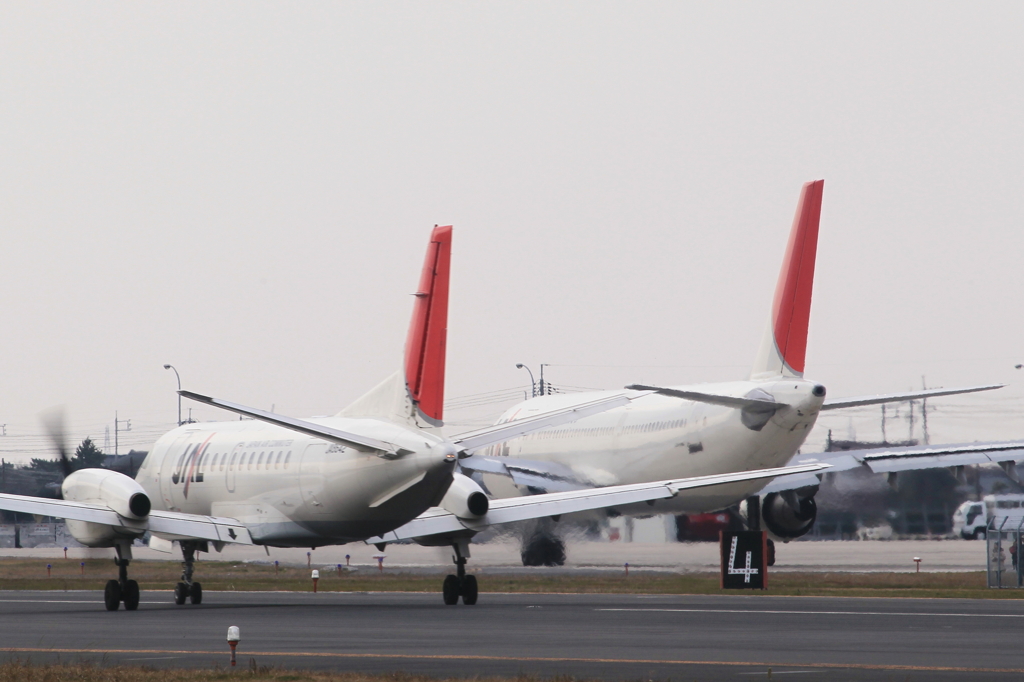 JAL A300-600RとJAC SAAB340B