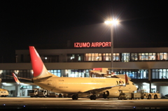 JAL B737-800 出雲空港に駐機