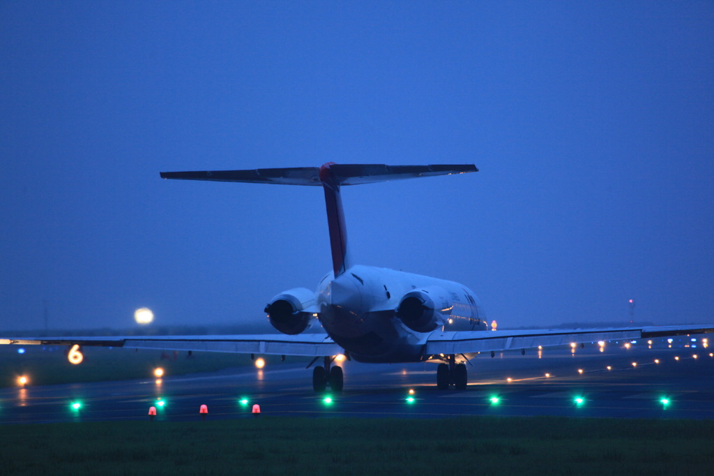 JAL MD-81
