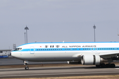 ANA B767-300 モヒカンジェット