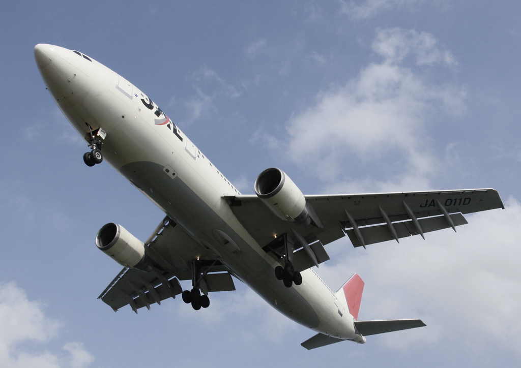 JAL A300-600R