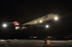 JAL 　MD-90 夜間飛行のはじまり