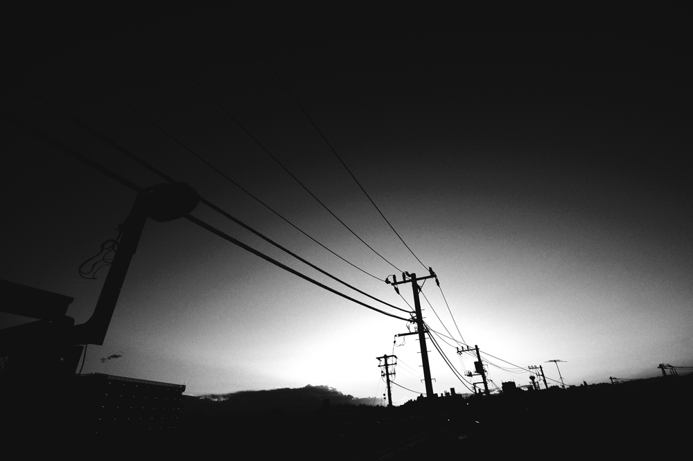 電信柱。