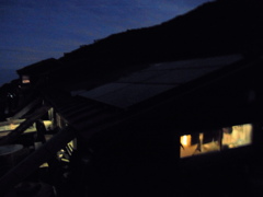 山小屋の夜