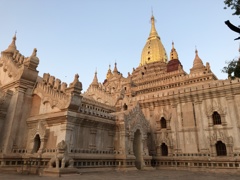 アーナンダ寺院