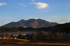 山のある風景（朝編）