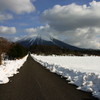 ご案内します・・・大山まで。