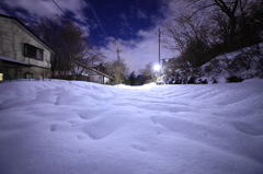 80cmの雪の上から