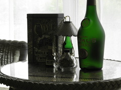 緑の洋酒瓶