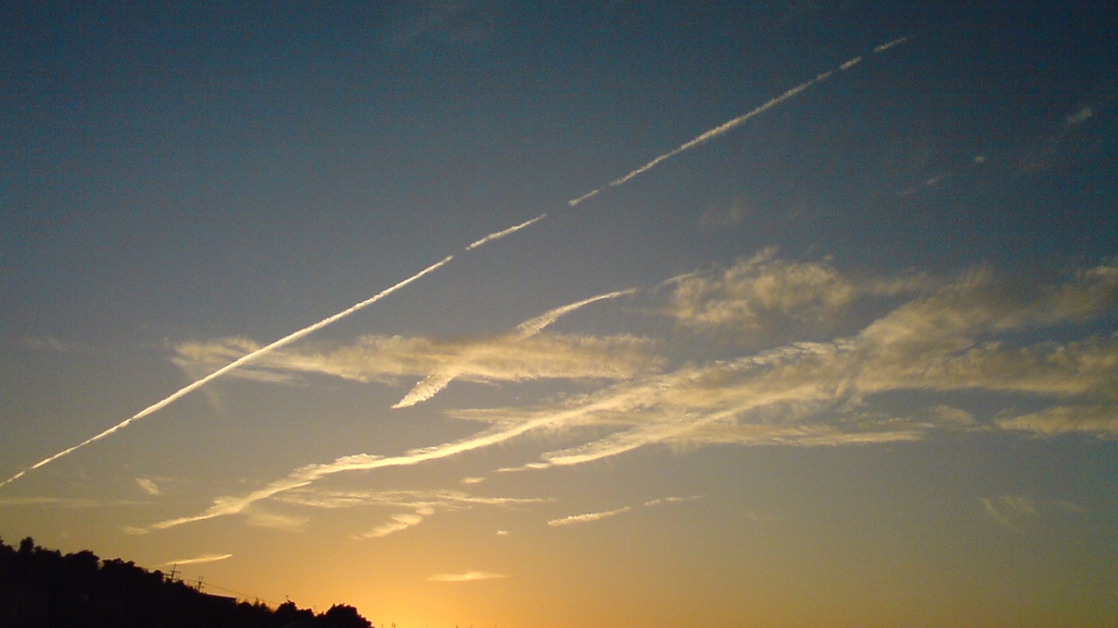 飛行機雲