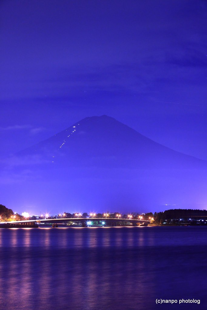 真夏の足跡