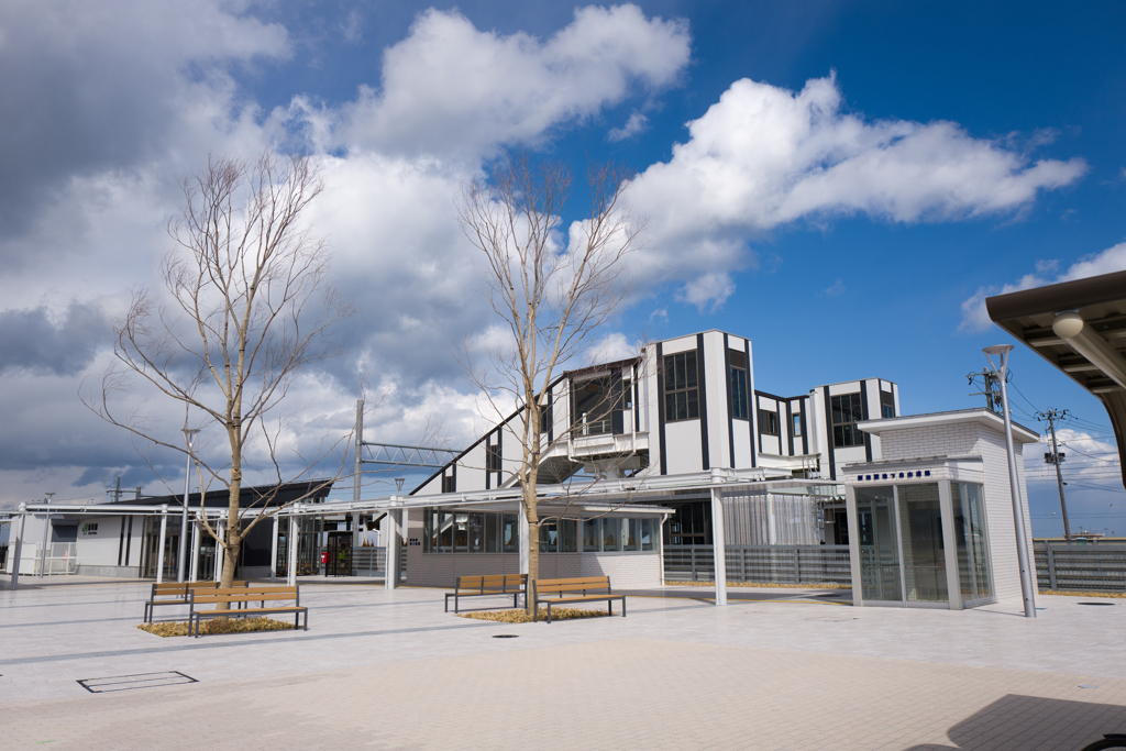 新生・新地駅