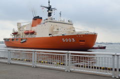 南極砕氷船「しらせ」