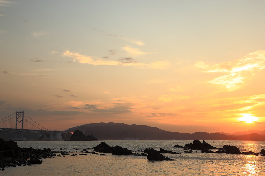 海峡の朝