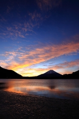 色彩の美と富士山
