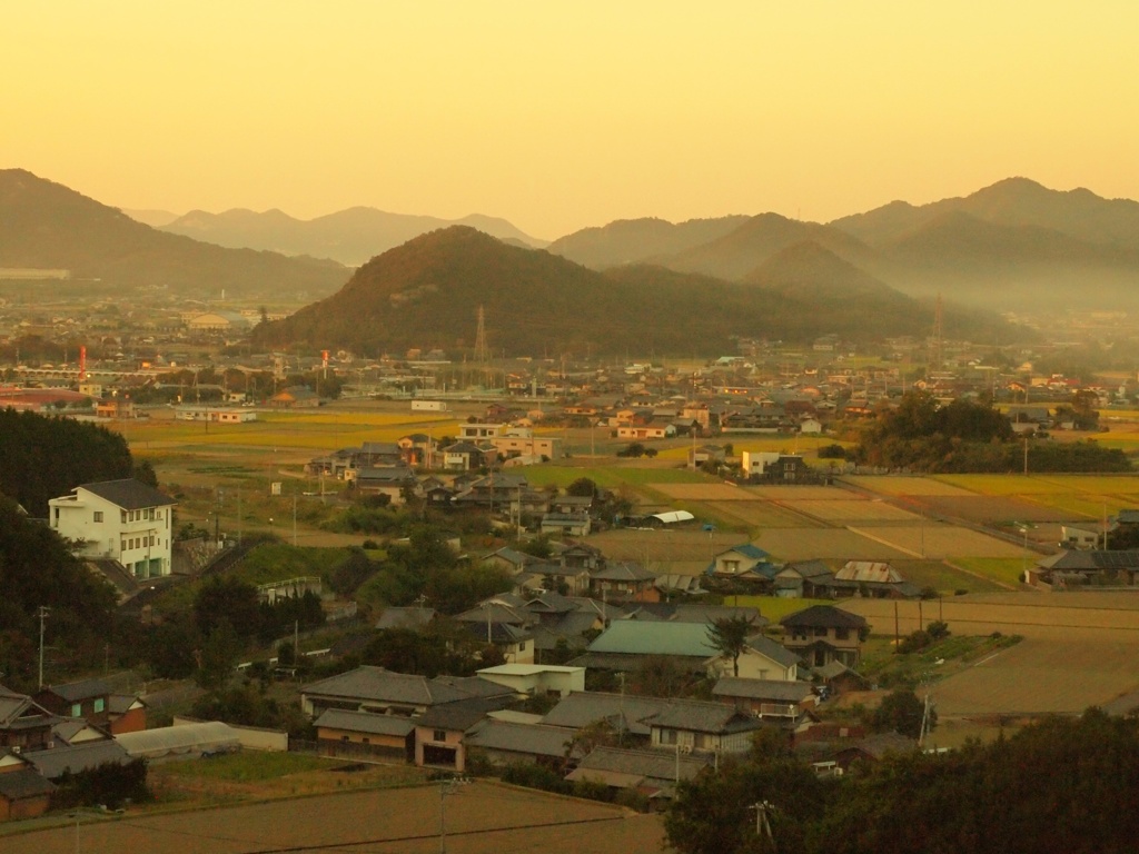 夕焼けの街並み