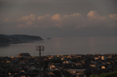 夕陽に染まる町　②