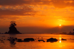 雨晴の日の出　③