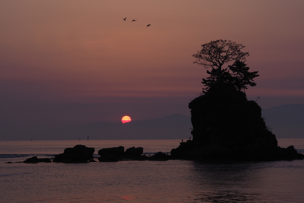 陽はまた昇る　①