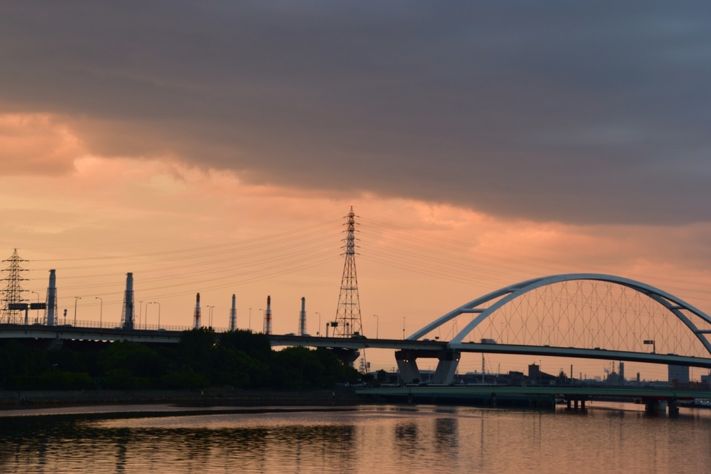 夕暮れの浜寺大橋