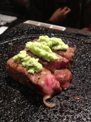 ステーキにわさび