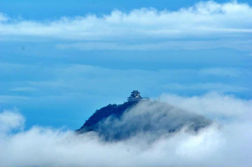 雲上の岐阜城