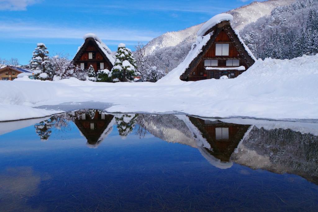 雪の白川郷