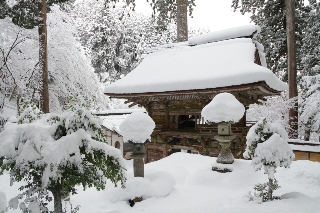 雪の横蔵寺