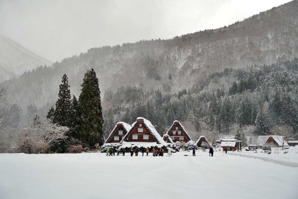 白川郷雪景色