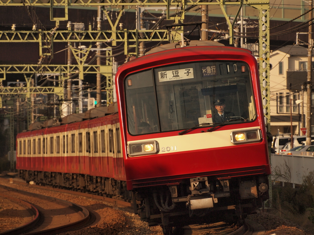 KEIKYU  2000 2011F