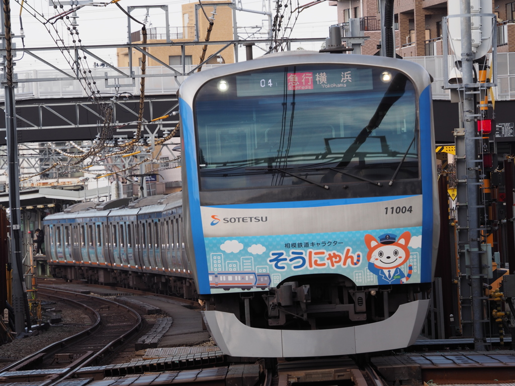 LED車は撮り手泣かせ